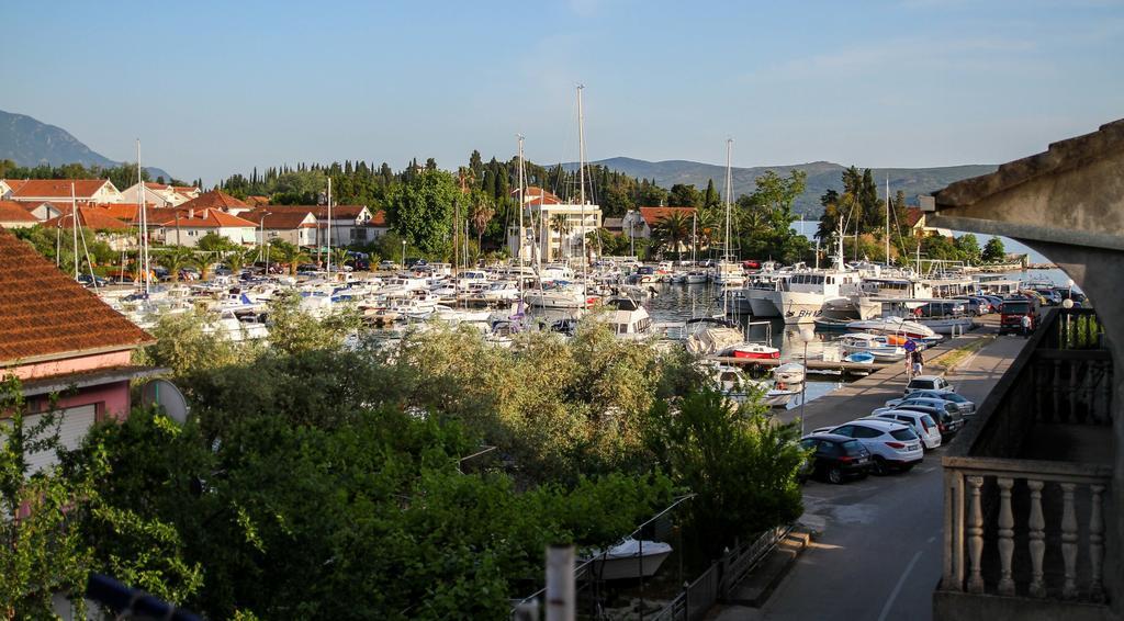 Pakovo Apartments Andrija Tivat Buitenkant foto